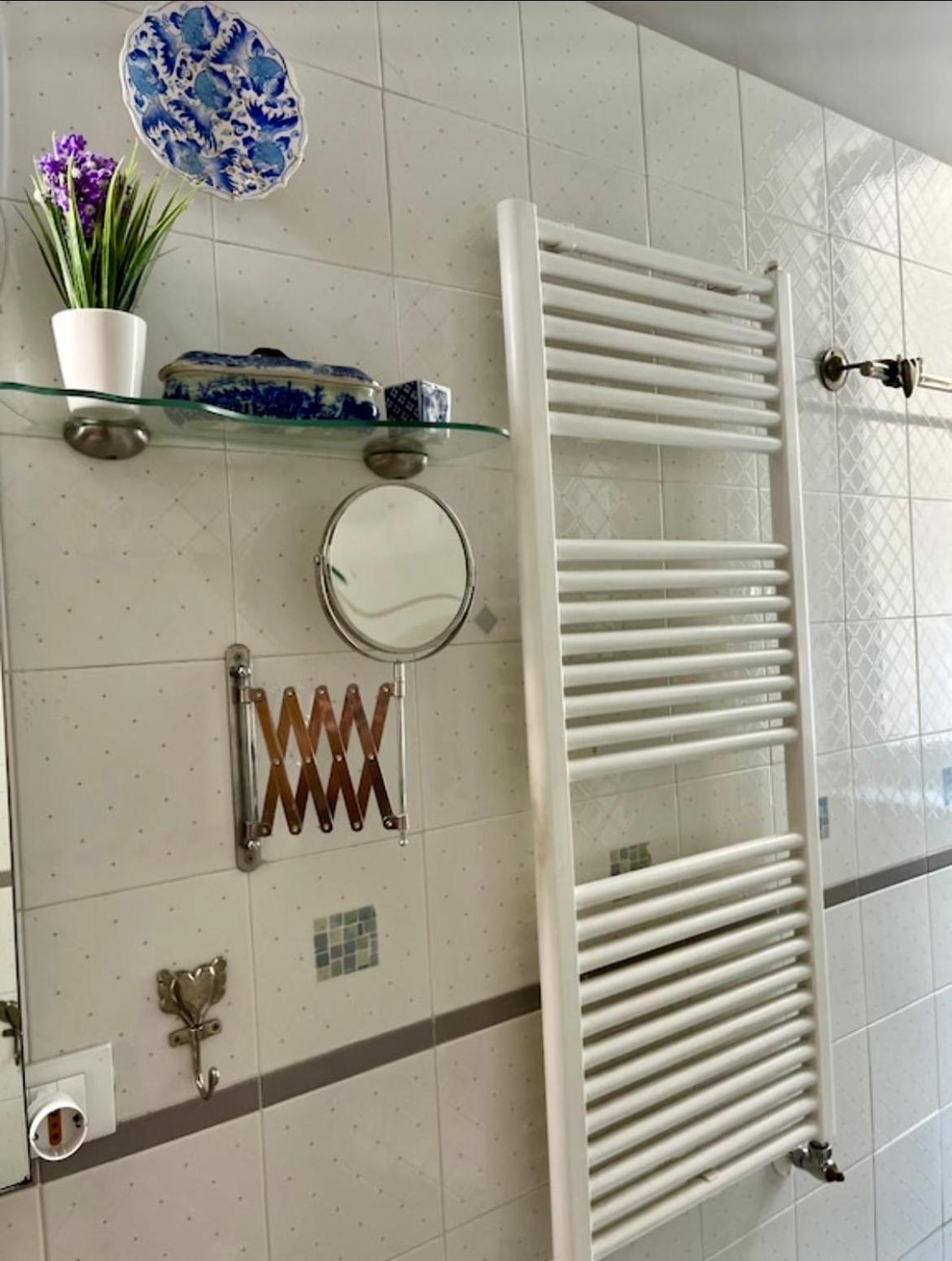 Casa Vacanze Seahorse Salerno Eksteriør billede