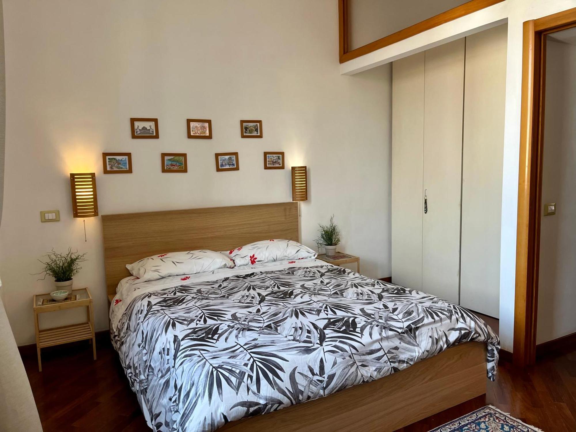 Casa Vacanze Seahorse Salerno Eksteriør billede